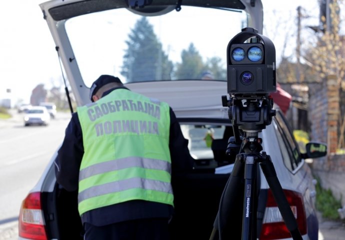 Hrvat divljao na autoputu u Srbiji, dobio samo 30 dana zatvora