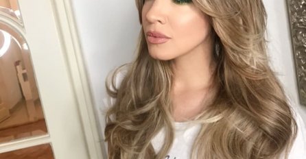 MILICA TODOROVIĆ NA SVE MOGUĆE NAČINE UŽIVA U BLAGDANIMA! Njen dom oslikava koliko joj znači praznična atmosfera! (FOTO)