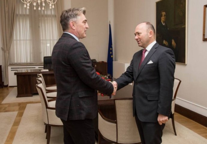 Komšić primio u oproštajnu posjetu ambasadora Republike Austrije