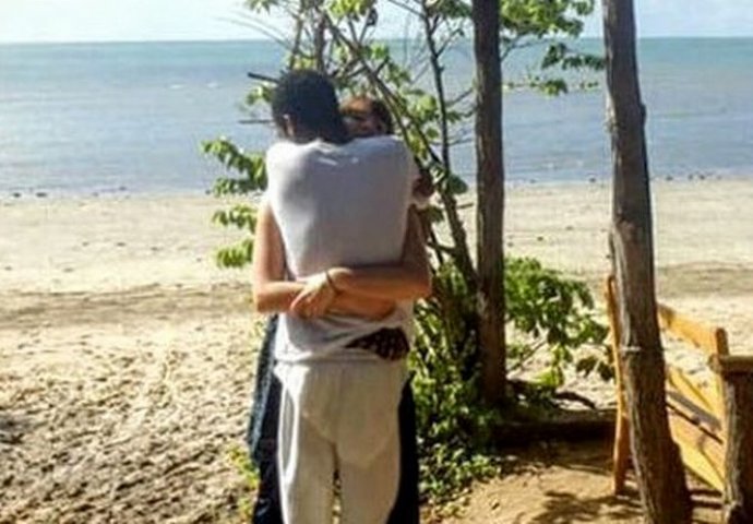 OPTIČKA ILUZIJA KOJA JE ZBUNILA MNOGE! Od ove fotografije bi vam se moglo zavrtjeti u glavi! (FOTO)