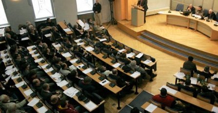 Sindikat osudio povlačenje Nacrta Budžeta KS za 2019. godinu