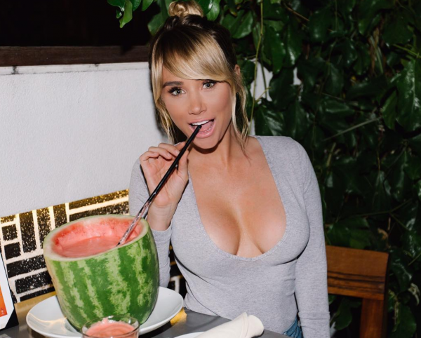 41980bf834a2f1281cf14c7e4af4d812