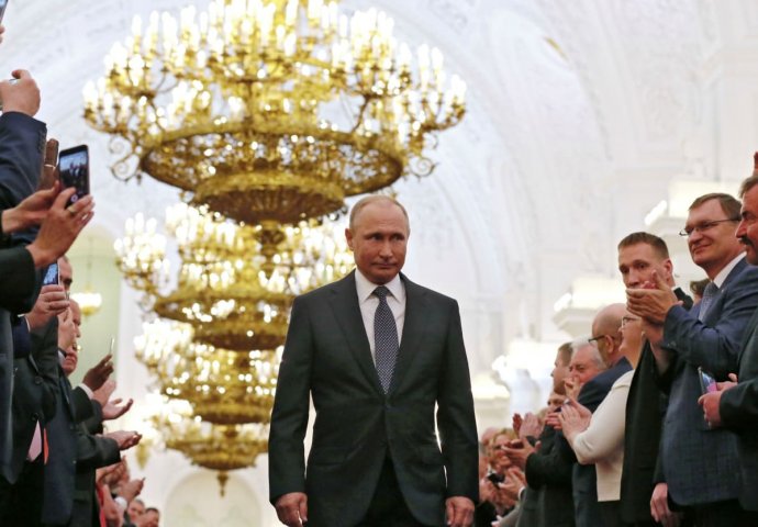 DANAS RUSIJA SLAVI: Predsjedniku Putinu je rođendan,a TEK KAD VIDITE KAKAV JE POKLON DOBIO! Ovim se niko ne može pohvaliti