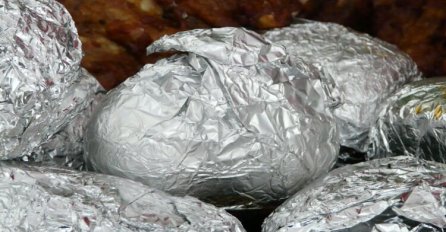 Samo zgužvajte komadić aluminijumske folije i stavite ispred vrata: Veliki problem će potpuno nestat