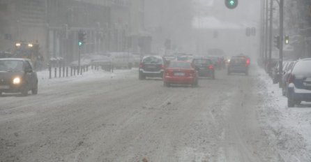 OBRATITE PAŽNJU! STIŽE NEŠTO GORE OD SNIJEGA, A DONOSI VELIKE OPASNOSTI: Urgentni centar proglasio OPSADNO STANJE! 