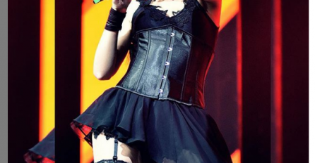 Ona je nova u Breninom timu: Muškarci kidaju na nju, SVI SE PITAJU KO JE ZANOSNA CRNKA KOJA MAMI UZDAHE