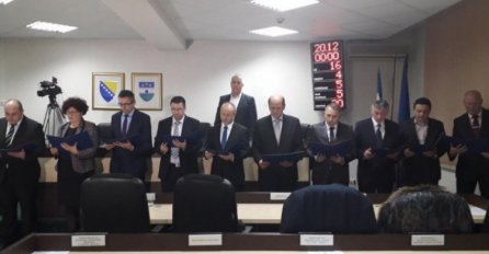 Potvrđena nova Vlada USK, Mustafa Ružnić ostaje premijer