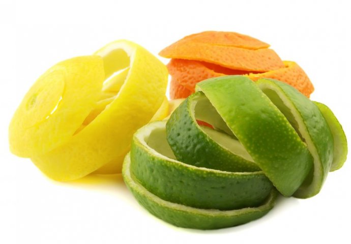 VIŠE NIKADA JE NEĆETE BACITI U SMEĆE: Otpad ovog voća je bolji od samog ploda 