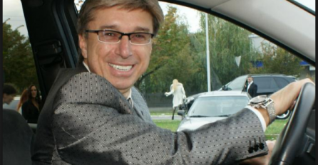 NIJE MOGAO SPAVATI OD DJEVOJAKA, KAKAV MACAN JE BIO: Pogledajte kako je Saša Popović izgledao na maturi (FOTO)