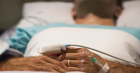 TEŠKA SAOBRAĆAJNA NESREĆA: Mladić na ivici života i smrti, prikopčan na APARATE! Još jedna osoba povrijeđena, otkriveno u  kakvom je STANJU!