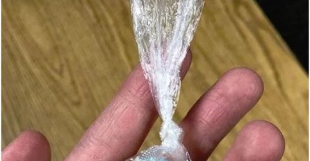 UČITELJICA JE DOBILA OVAJ POKLON OD UČENICE BEZ IČEGA: Ljudi ne prestaju plakati (FOTO) 