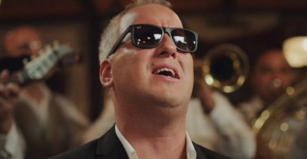 OVO MU SE NIKAD NIJE DESILO! Dejan Matić u šoku: Pred nastup su mu javili ovo, pjevač još ne može da vjeruje  (FOTO)