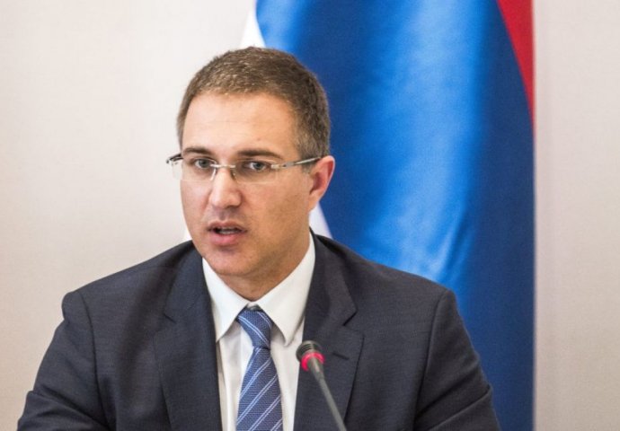 Stefanović: Srbija jačanjem vojske ne šalje agresivnu poruku