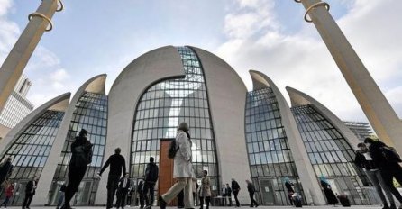 Njemačka želi uvesti vjerski porez muslimanima