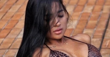 IMA SAVRŠENO LICE, A ČEKAJTE DA VIDITE TIJELO: Ljudi bulje u donji dio slike KAO HIPNOTISANI!