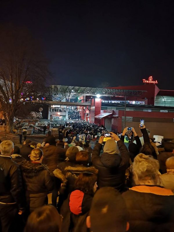 48427869-553634281772021-4320416205589446656-n