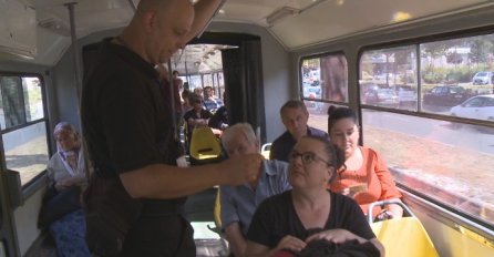 "Prije nekog vremena, išla sam sa majkom do grada"