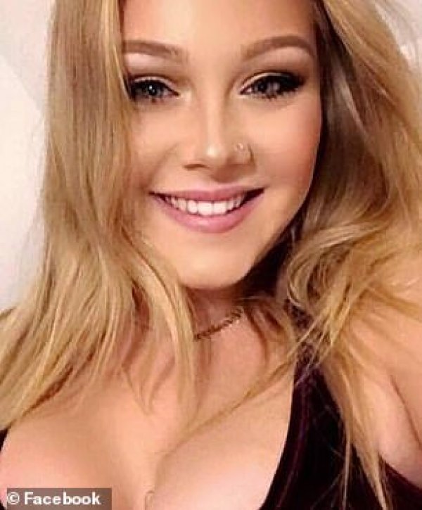 7542722-6489243-image-m-15-1545241805081