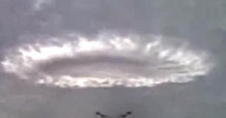 SVI SU OSTALI U ČUDU NAKON ŠTO SE OVO POJAVILO NA NEBU: Nikome nije jasno šta se događa 