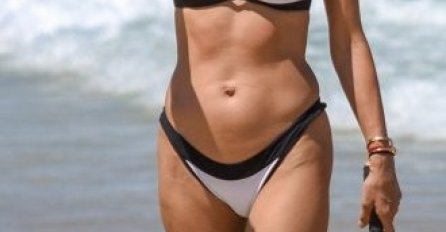 SMATRAJU JE NAJLJEPŠOM ŽENOM NA SVIJETU, A SAD SU JE USLIKALI: Celulit na sve strane, A TEK KAD SE OKRENULA (FOTO)