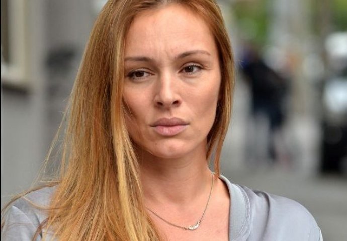 ANABELA PROGOVORILA O SVEMU: Otvorila dušu i priznala šta se to dešava u njenom braku i zašto je mužu dala DRUGU ŠANSU!