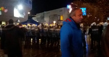 Branislav Borenović se tereti za narušavanje javnog reda i mira u Banjoj Luci (FOTO)