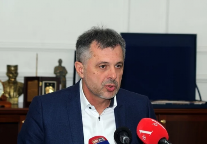 TJERA STRAH U KOSI LJUDIMA Radojičić upozorio sve: Evo šta čeka organizatore skupa 'Pravda za Davida' KAKO GA NIJE STID