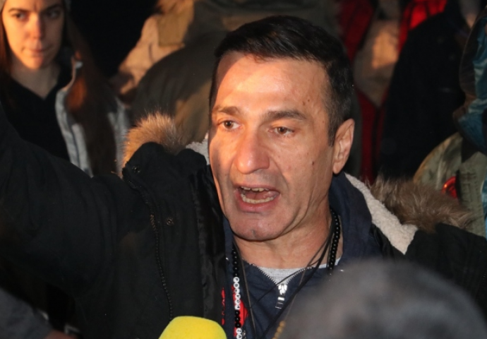 Otac ubijenog Davida Dragičevića nije u Ambasadi Velike Britanije