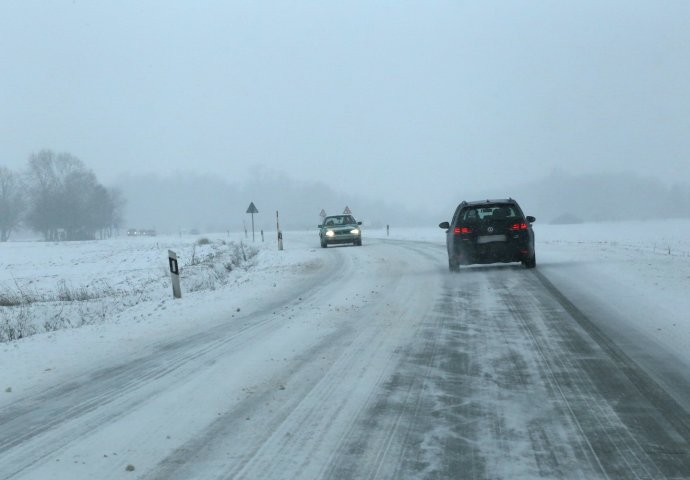 SPREMITE SE ZA LEDENE DANE, OČEKUJE NAS SNJEŽNI PERIOD: Ovakav minus se ne pamti, a evo kada stiže PRAVI VREMENSKI PREOKRET!