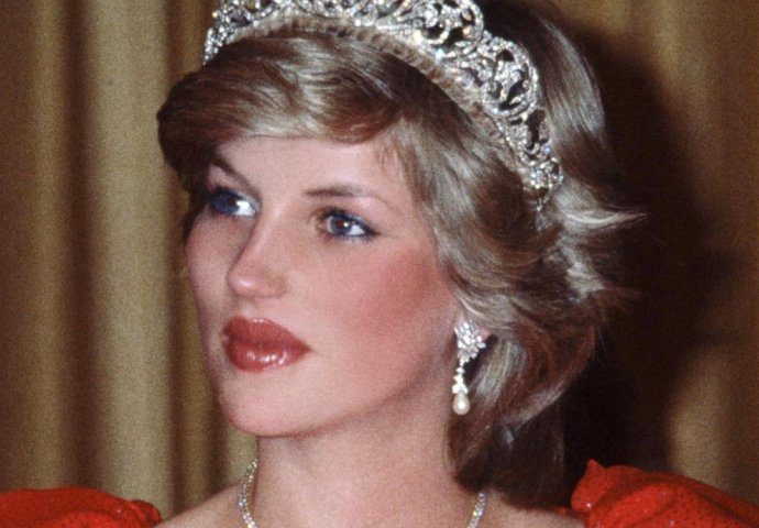Kakva je to majka? Posljednje riječi koje je princeza Diana čula od svoje majke TJERAJU SUZE NA OČI!
