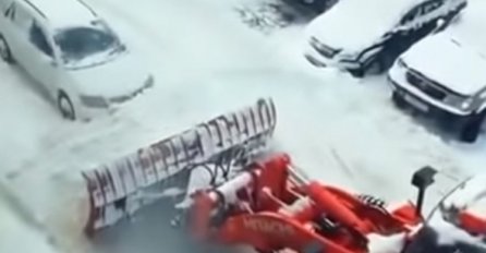 OSVETA JE SLATKA: "Parking papak" se ovako parkirao, a onda ga je stigla KAZNA 