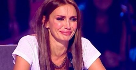 PJEVAČICA OSTALA BEZ SVOG ANĐELA: Tuga u porodici Emine Jahović, oglasila se na Instagramu!