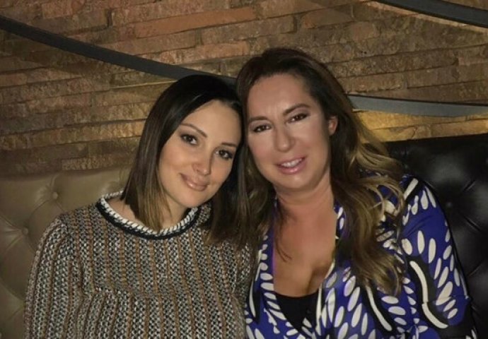 PJEVAČICA ALEKSANDRA PRIJOVIĆ NIKADA LJEPŠA: Dva mjeseca do porođaja, a ona i dalje blista! (FOTO)