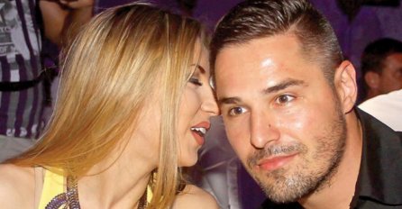 BIVŠI DEČKO RADE MANOJLOVIĆ POSLIJE NJIHOVOG RASKIDA OTIŠAO IZ SRBIJE: A onda je sa ovom zgodnom crnkom dobio kćerku! (FOTO)