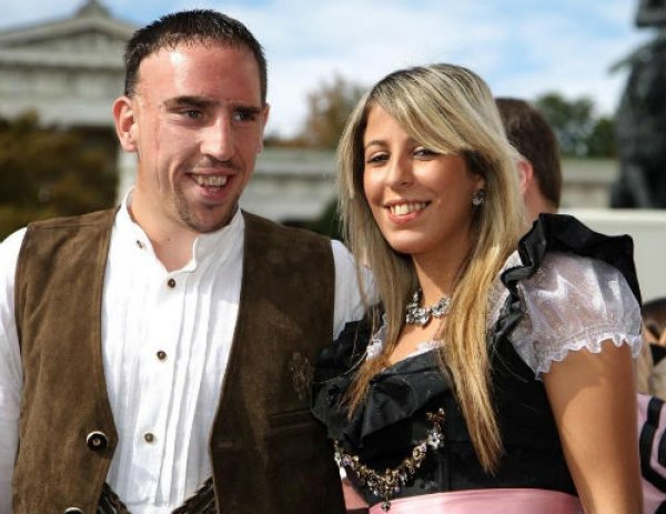 frank-ribery-wife-wahiba-ribery-pics
