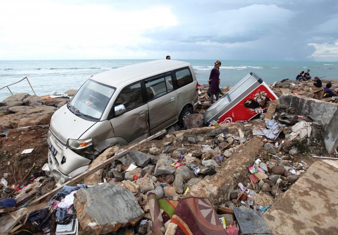 Indoneziju pogodio snažan zemljotres