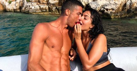 ZA 4 SATA PREKO MILION LAJKOVA: Ronaldova zaručnica pokazala zadnjicu i duge noge, ostavila muškarce bez daha (FOTO)