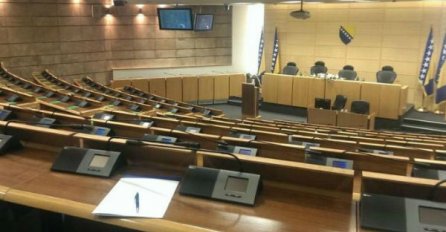 RASPODJELA U TOKU: SBB-U NAMJENSKA INDUSTRIJA, DF-U PRAVDA?