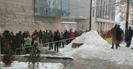 Novo okupljanje boraca ispred Parlamenta FBiH, traže dobro poznate zahtjeve