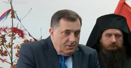 TRI KUĆE KAO TVRĐAVE: Pogledajte kako izgledaju Dodikove vile KOJE KRIJE OD MEDIJA (FOTO)