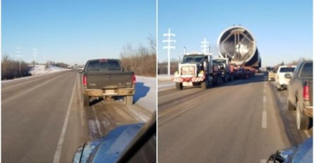NIKOME NIJE BILO JASNO ZAŠTO JE ZASTOJ NA PUTU, A ONDA SU UGLEDALI OVO ČUDO OD 96 METARA: Ova kolona je svima utjerala strah u kosti (VIDEO)