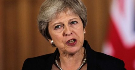 May: Blokada Brexita bi bila katastrofalna