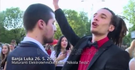 ISPLIVAO DO SADA NEVIĐENI SNIMAK DAVIDA DRAGIČEVIĆA: Tajne Davidove sobe, EVO KAKO JE ŽIVIO 21-GODIŠNJAK (VIDEO)