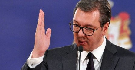 Vučić: Srbi i Hrvati trebaju manje zabijati nož u leđa jedni drugima