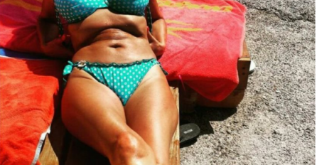 PJEVAČICA OPLJAČKANA USRED BANKE: Kad čujete bez koje SUME je ostala zamantat će vam se u glavi