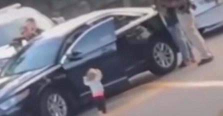 UHAPSILI SU JOJ RODITELJE, A ONDA JE IZ AUTA IZAŠLA DJEVOJČICA: Policajci zanijemili zbog njenog poteza 