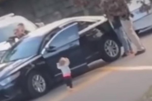 1743281-devojlica-ls