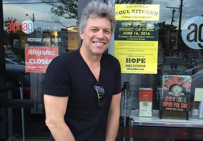 Besplatni obroci američkim radnicima koji su ostali bez plata u Bon Jovijevom restoranu