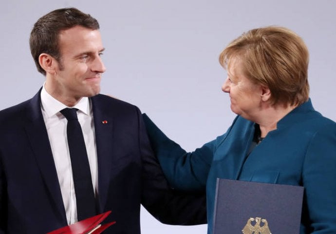 Merkel i Macron žele stvoriti evropsku vojsku