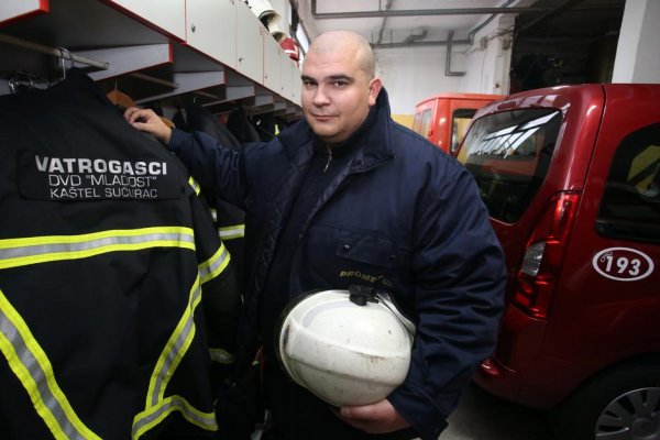 39e685f4769d27d584d2